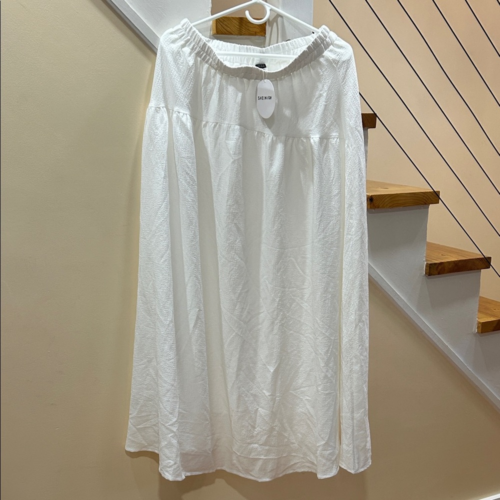 NWT SHEIN Textured White Maxi Skirt